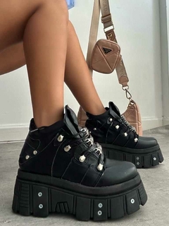 Borcego Rock Negro