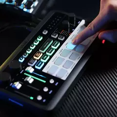 Imagen de Ulanzi AX01 Live Streaming Mixer