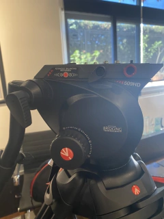 Imagen de MANFROTTO - Trípode Profesional 509HD/545B/Bag