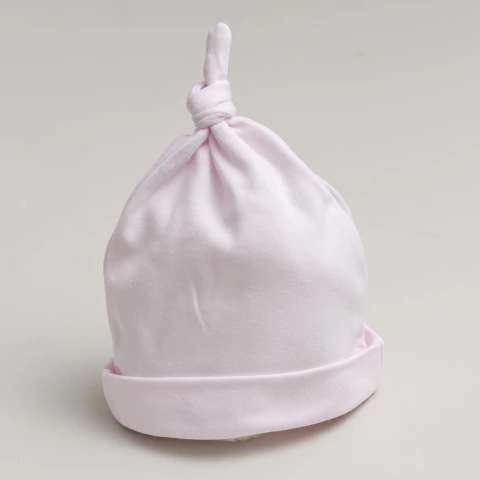 Gorrito con nudo | PIMA ROSA BEBÉ - comprar online