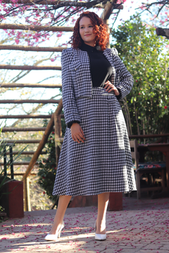 Conjunto Saia e Casaqueto - CSA - comprar online