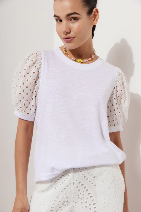 REMERA NESS (I35940)