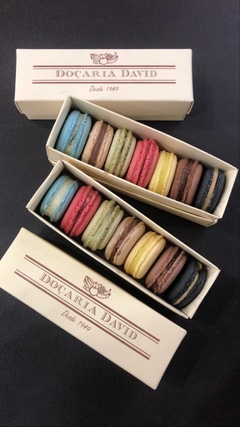 macarons caixa com 6 unidades