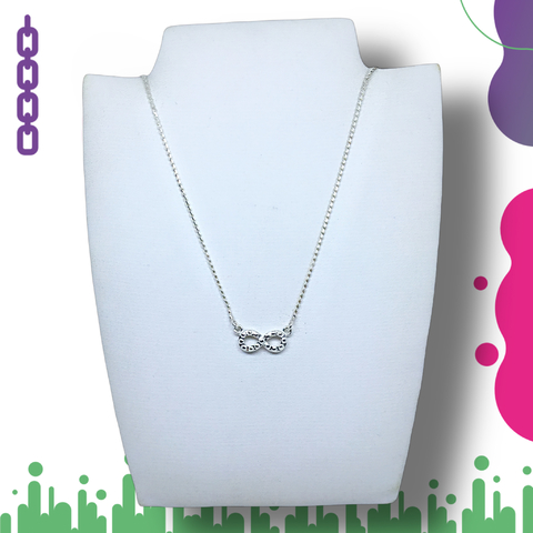 Collar con centro infinito N5