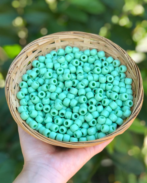 50 miçangas - Verde Bebê