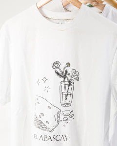 REMERA QUESO EN FLOR