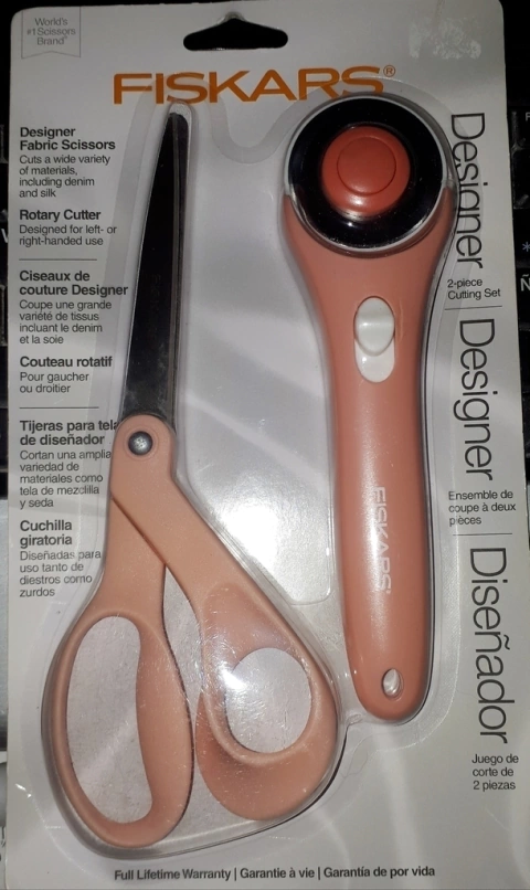 Fiskars Tijera y Cutter con cuchilla giratoria