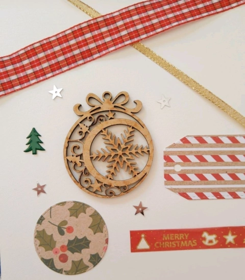 Adorno navideño mdf 3mm tamaño 5x5cm aprox.