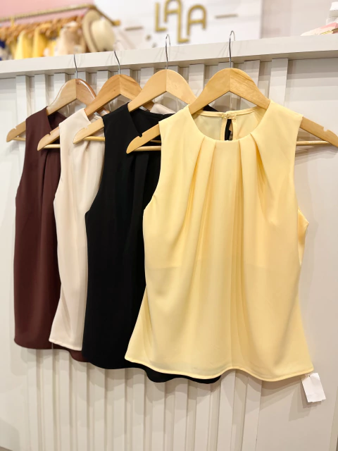 Blusa crepe de seda drapê - preto - comprar online