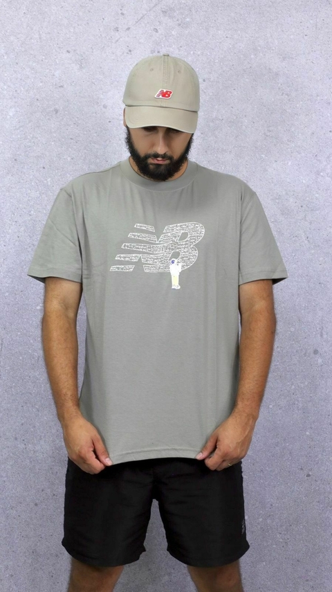 CAMISETA NEW BALANCE CHALKBOARD