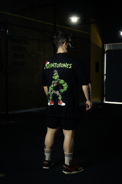 Imagen de REMERA OVERSIZE GRINCH EDICION LIMITADA