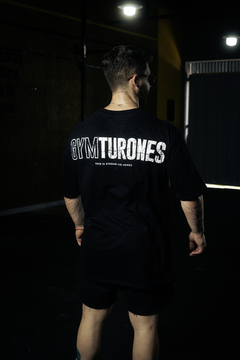 REMERA OVERSIZE RUSTED BLACK - GYMTURONES