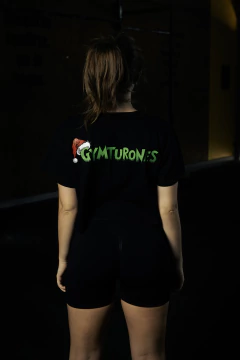 CROP TOP GRINCH en internet