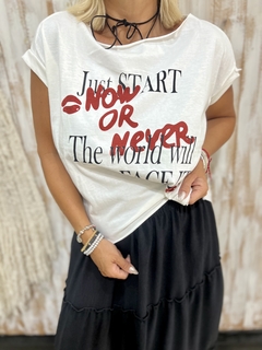 MUSCULOSA NEVER WHITE - comprar online