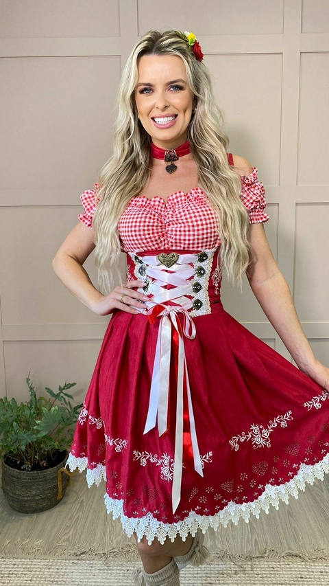 Frida Lorelei - Traje Típico acinturado com borados e renda max - vermelho com ciganinha xadrez