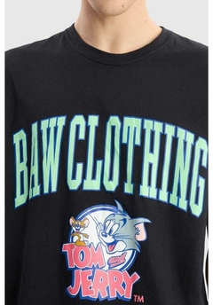 CAMISETA REGULAR ATHLETIC BAW X T&J PRETO - PSY Multimarcas
