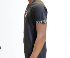 CAMISETA TITULAR KIDS PRETA ESTRELA TT na internet