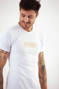 Imagem do Camiseta Nakyk Niemeyer Gold Branco
