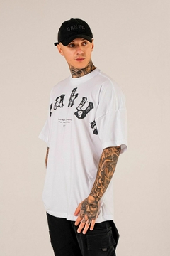 Camiseta Oversized Nakyk Bold Branca
