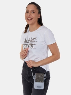 Case Colcci Escocia Prata Feminina - comprar online