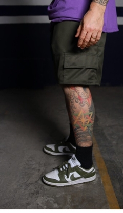 SHORTS CARGO SARJA MAFIUSU VERDE MUSGO - comprar online