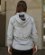 CAMPERA DEPORTIVA ESSENCIAL URBAN LUXURY en internet