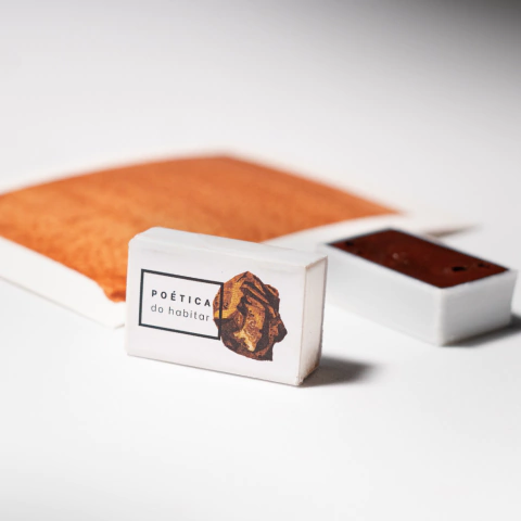 Aquarela Natural Marrom Avermelhado de Alfenas - Poética do Habitar - comprar online