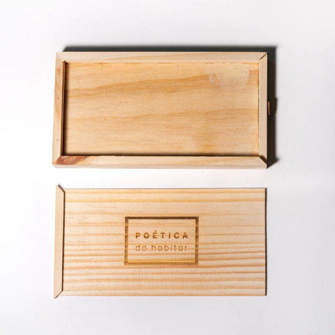 Estojo Pinus OVERSIZED PAN 20 cores – Poética do Habitar - comprar online