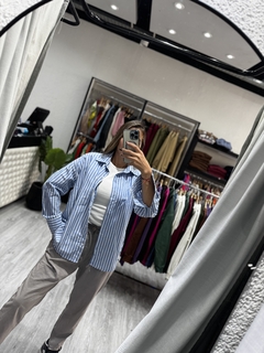 Camisa rayada en internet