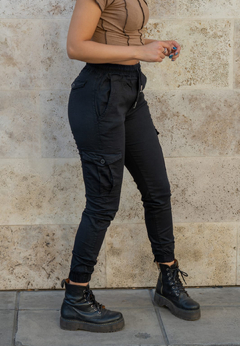 Jogger cargo gabardina en internet