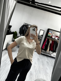 Básica v algodón - tienda online