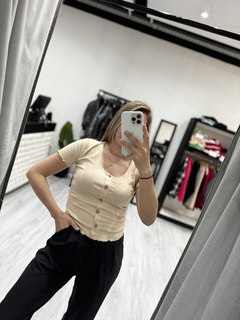 Remera botón - Seprimoda