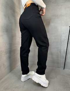 Jean MOM strass negro - comprar online