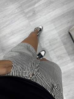 Short rayado mom en internet