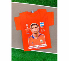 Remera Figurita del Dibu Martínez