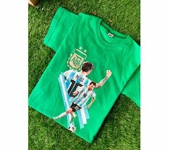 Remera de Messi en internet