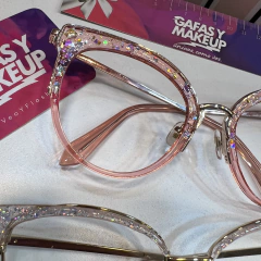 The Shining plus - Gafas y Makeup