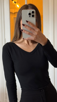 Camiseta Blake Negro en internet