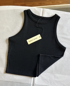 Musculosa Mara Negro en internet