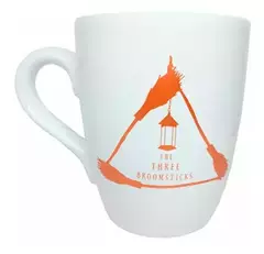 TAZA HARRY POTTER TRES ESCOBAS EN CAJA LICENCIA OFICIAL
