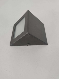 APLIQUE PIRA EXTERIOR UNIDIRECCIONAL G9