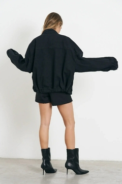 Campera Bomber Over - comprar online