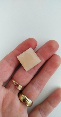 18mm Quadrado Acrílico - Cor Nude Opal