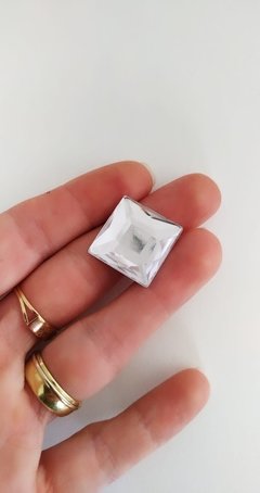 18mm Quadrado Acrílico - Cor Crystal