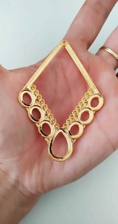 PINGENTE DOURADO " 68 "