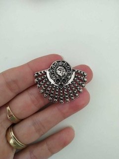 BASE DE BRINCO EM BANHO DE PRATA VELHA " 10 "