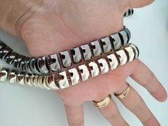 Corrente ABS dourada - Strass e Peças