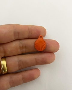 Pingente concha colorida mini - Cor Laranja