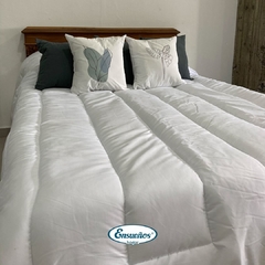 Acolchado Blanco Liso Reversible Queen en internet