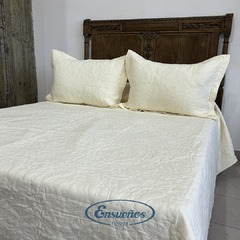 Cubrecama Bordado Queen Size - Ensueños Hogar